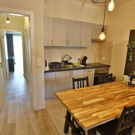 Apartamento Luxe With Pool, Airco And Seaview Balcony - Go4portugal -