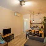 Go4portugal - Vilamagna - Luxe With Pool, Airco And Seaview Balcony דירה